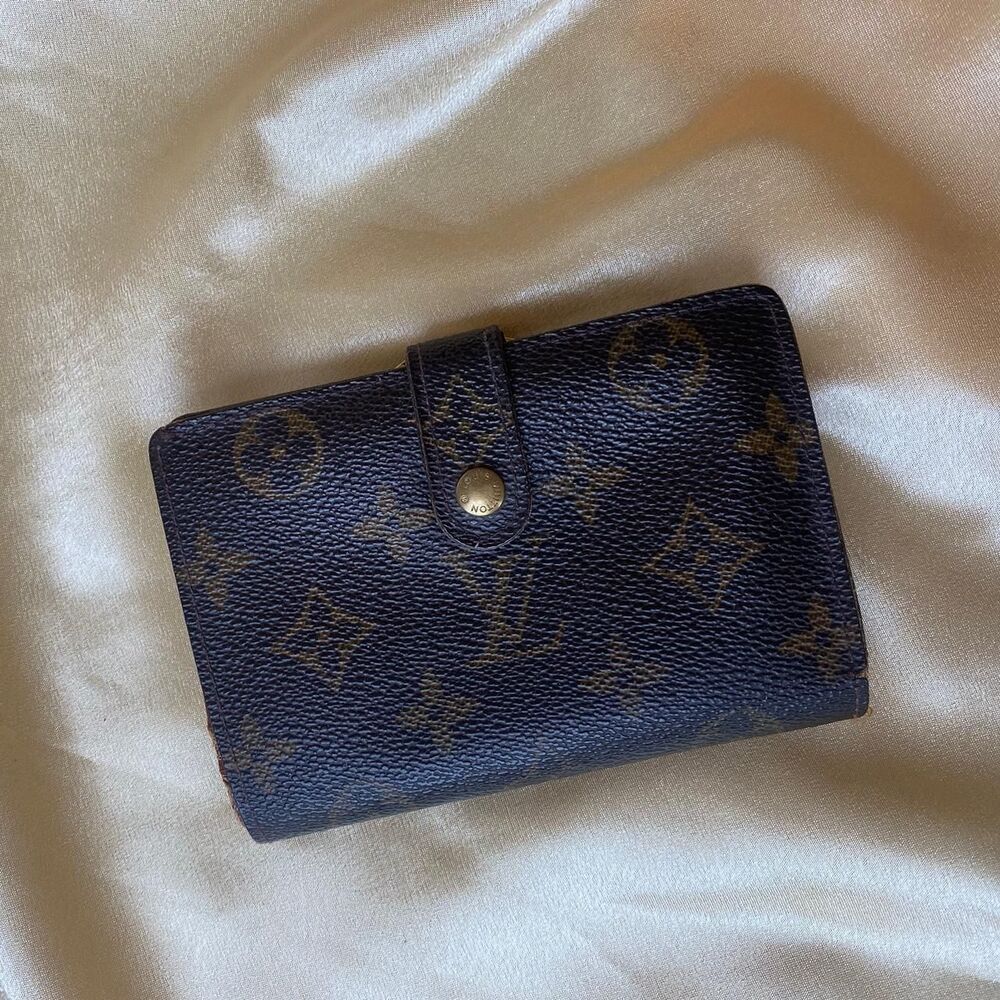 Authentic Louis Vuitton Vintage Wallet
